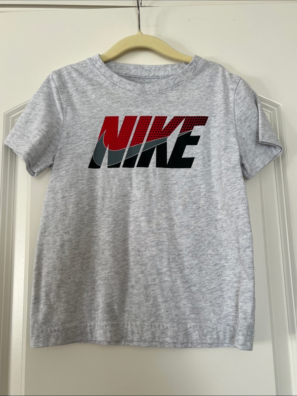 Nike | (6) Boys Heather Gray Tee with Red & Black Logo